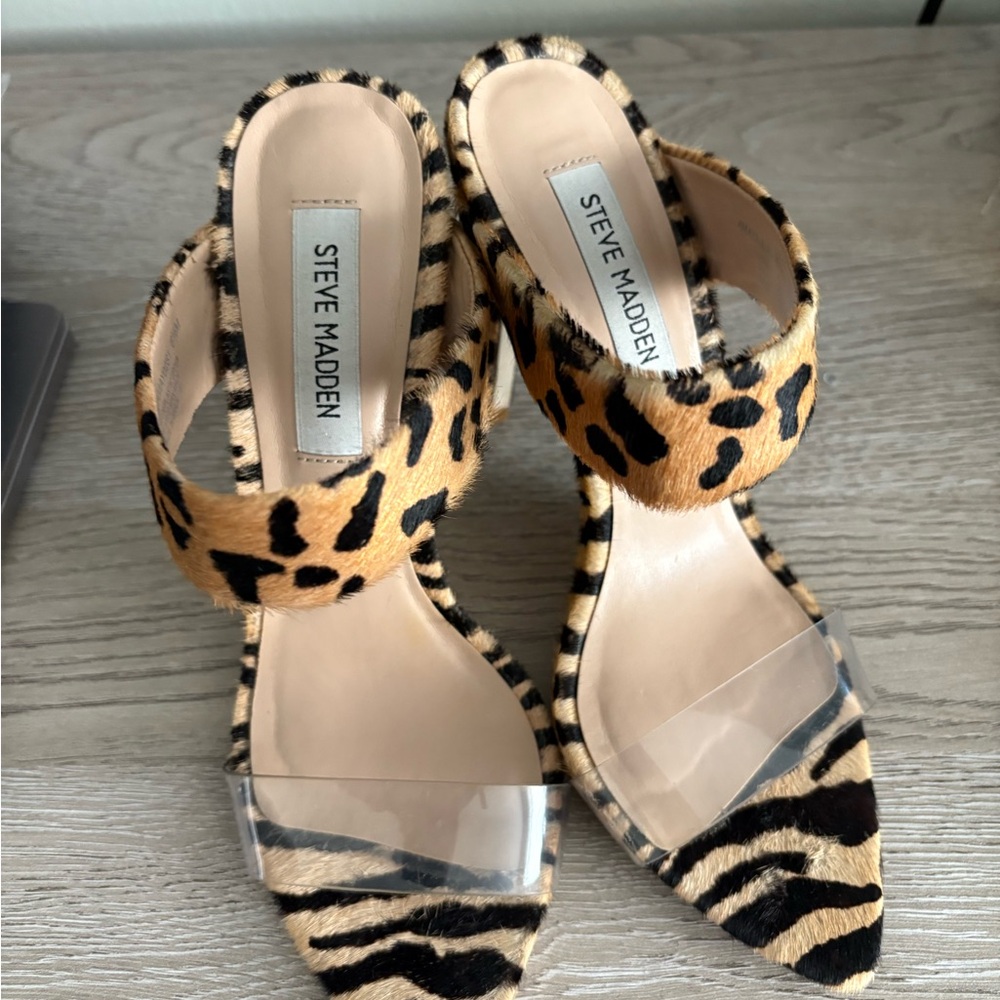 Steve Madden Brown and Black Heels Sleek Design